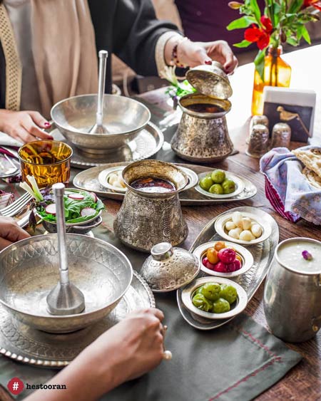 Persian foods in cooper dishes | Hestooran
