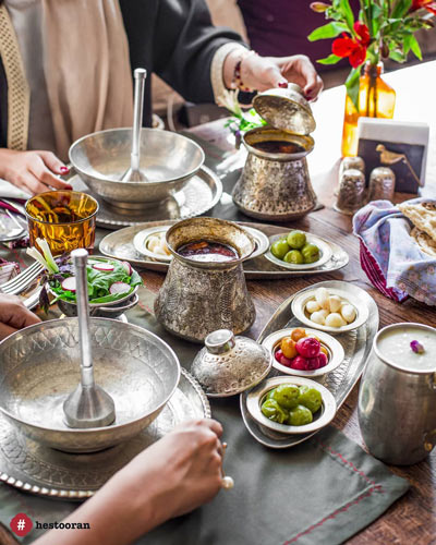 خلق یک خاطره زیبا در رستوران ایرانی حس توران | رستوران حستوران